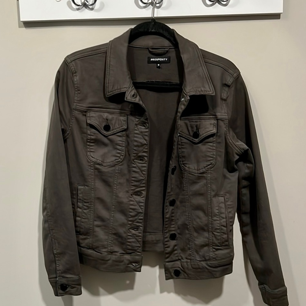 NWOT prosperity denim jacket M